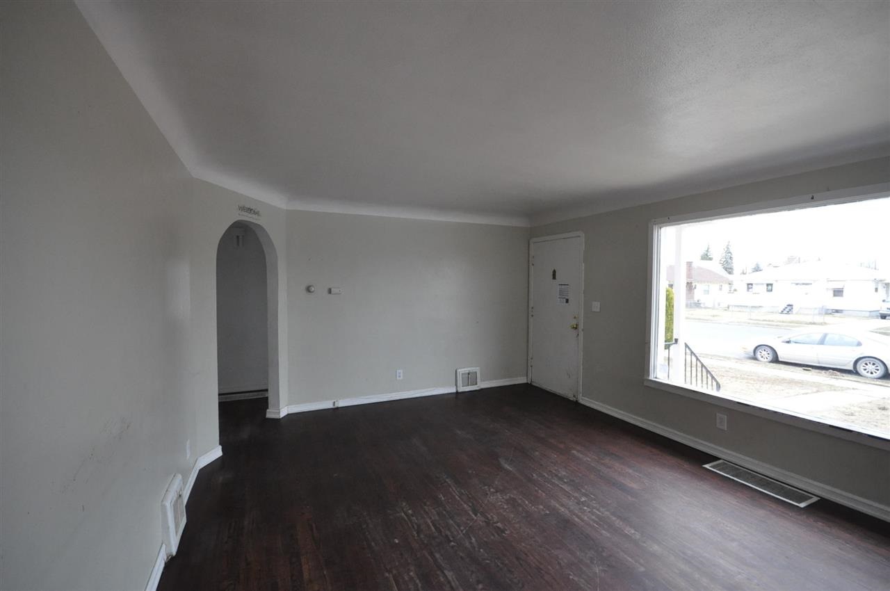 2124 E DIAMOND Ave - Photo 5
