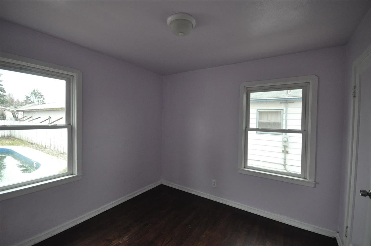 2124 E DIAMOND Ave - Photo 10