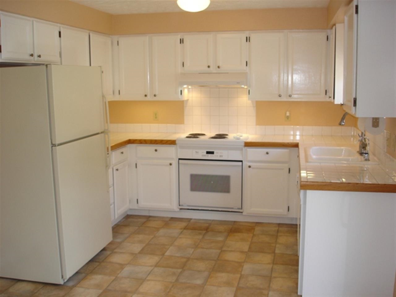3307 S Fiske St - Photo 3