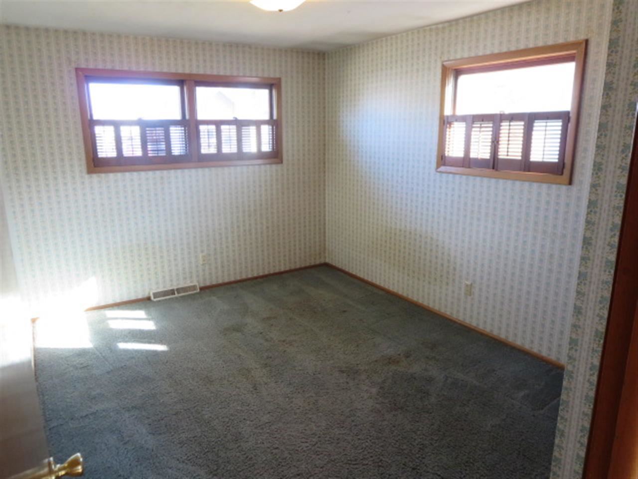 1228 E Queen Ave - Photo 11