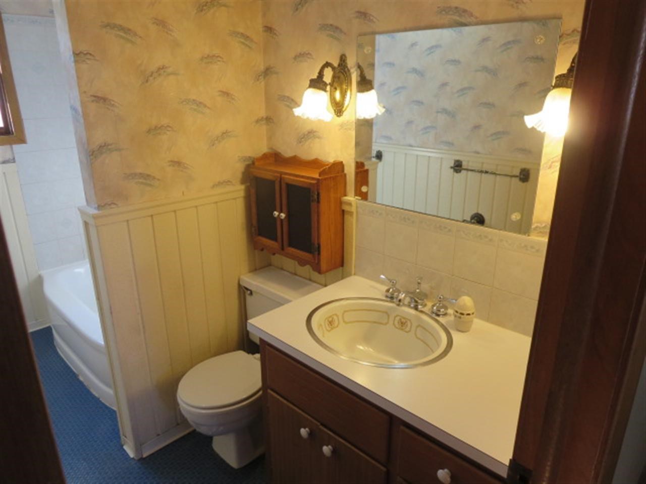 1228 E Queen Ave - Photo 13