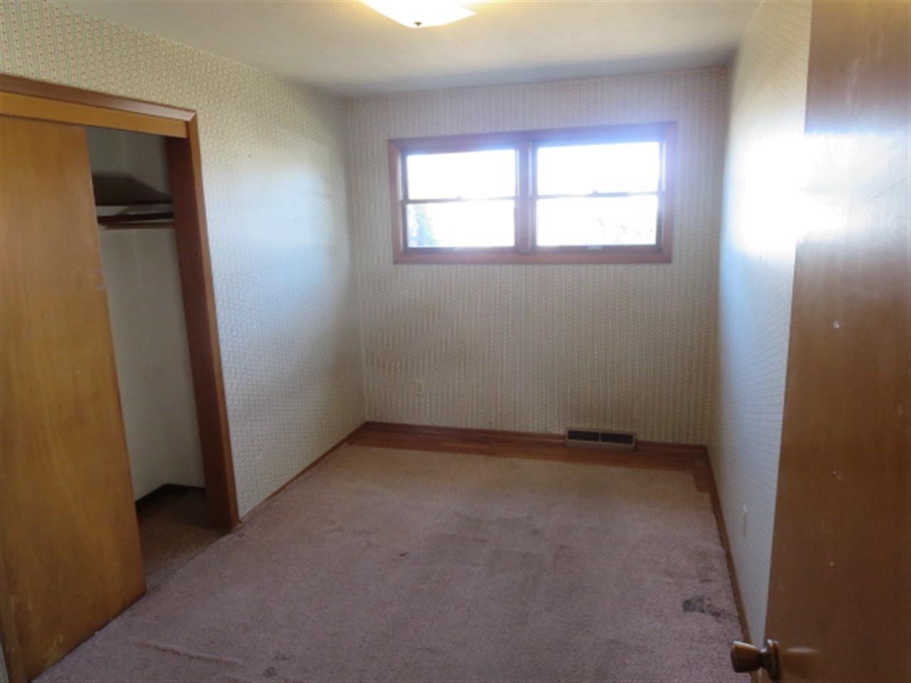 1228 E Queen Ave - Photo 10