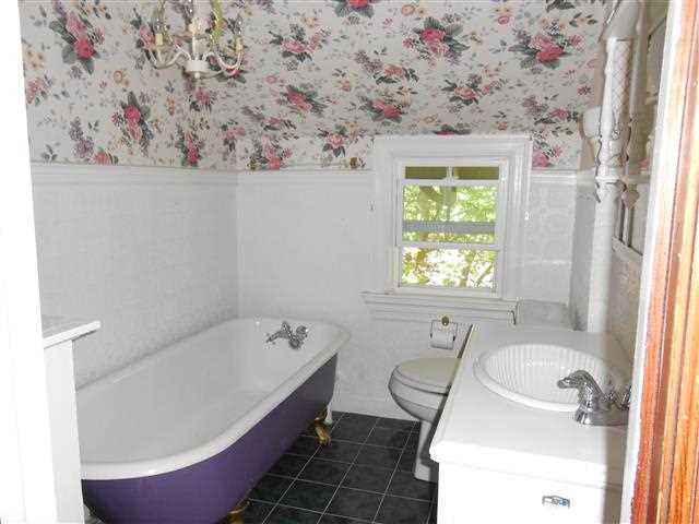 701 E 10th - Photo 13
