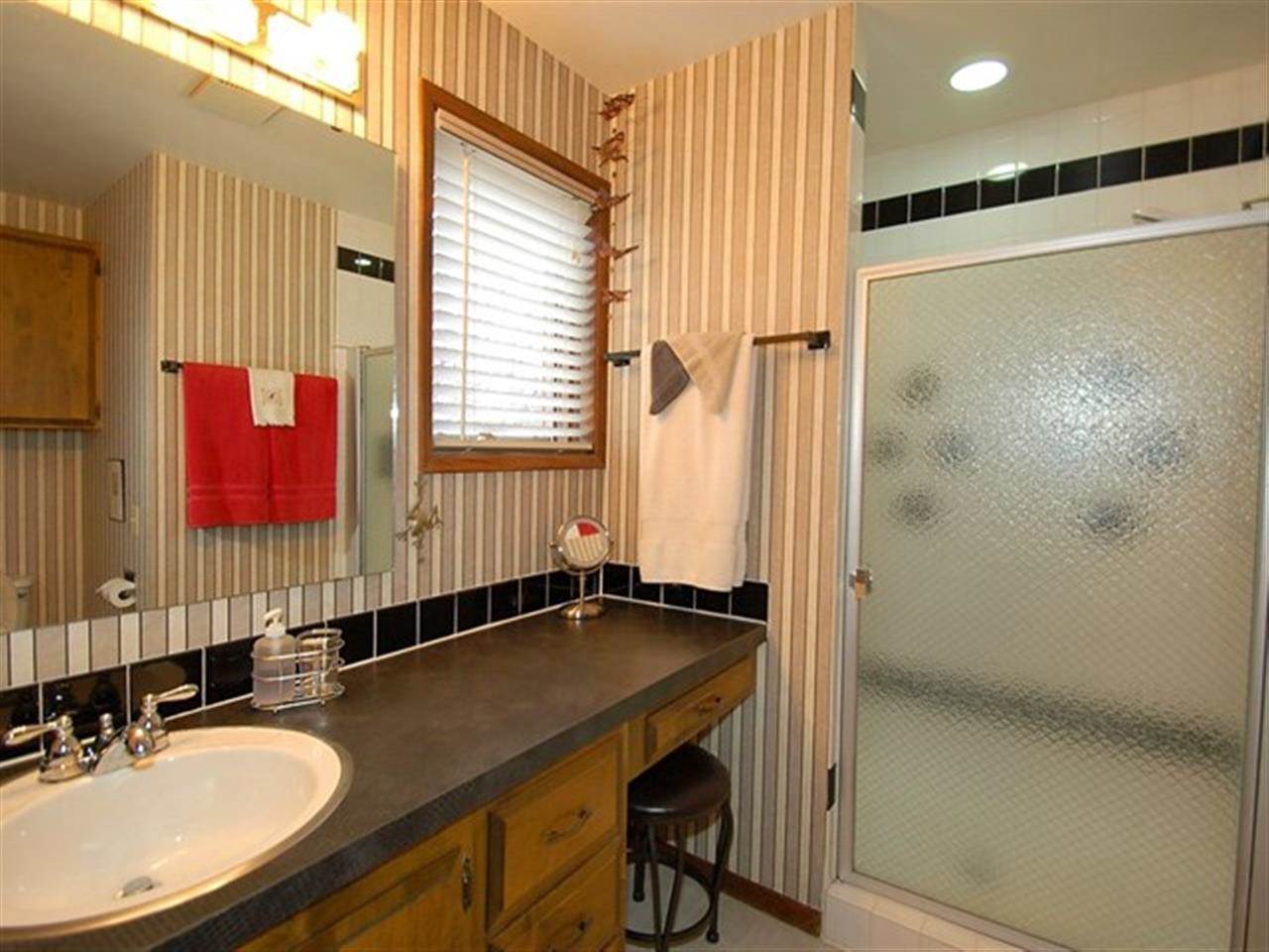 1539 E 29th - Photo 14