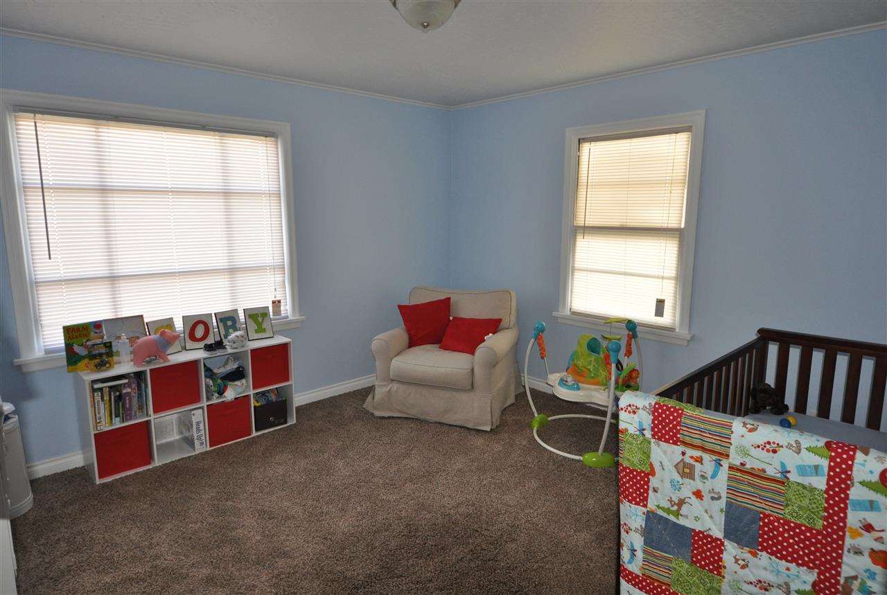 9918 E 4th Ave - Photo 3
