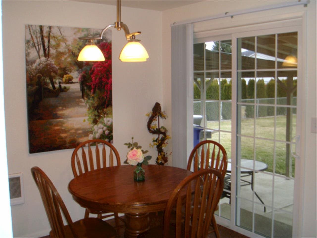 26812 E Wabash Ave - Photo 8