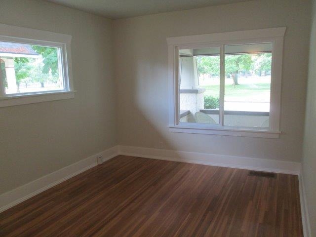 3226 N Milton St - Photo 13