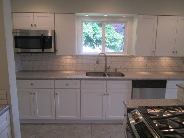 3226 N Milton St - Photo 6