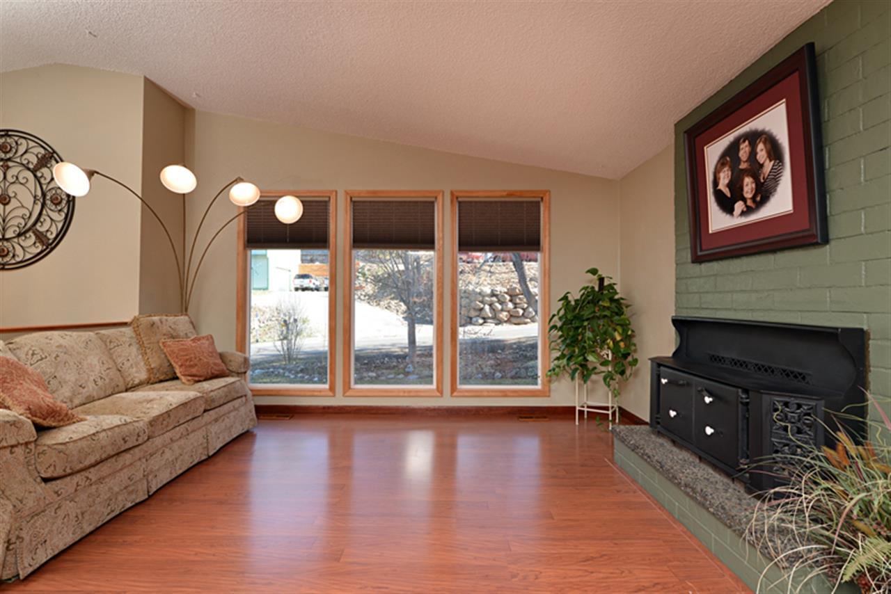122 E Franklin - Photo 5