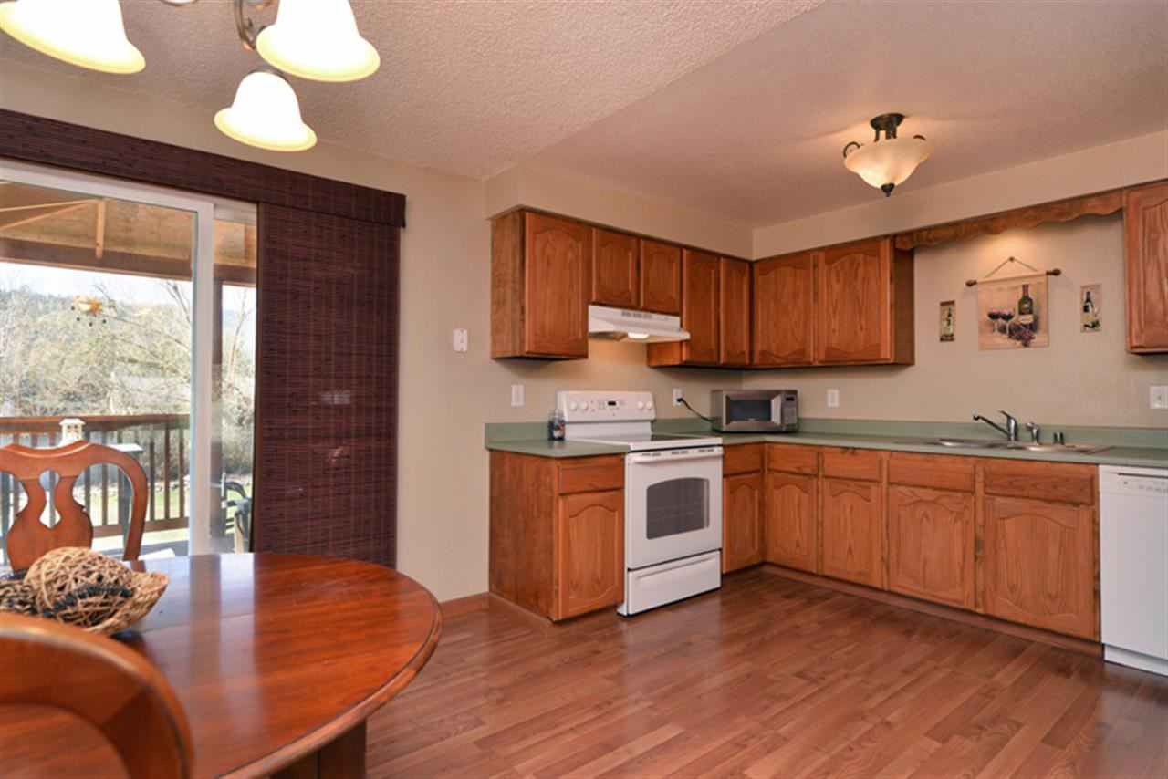 122 E Franklin - Photo 6