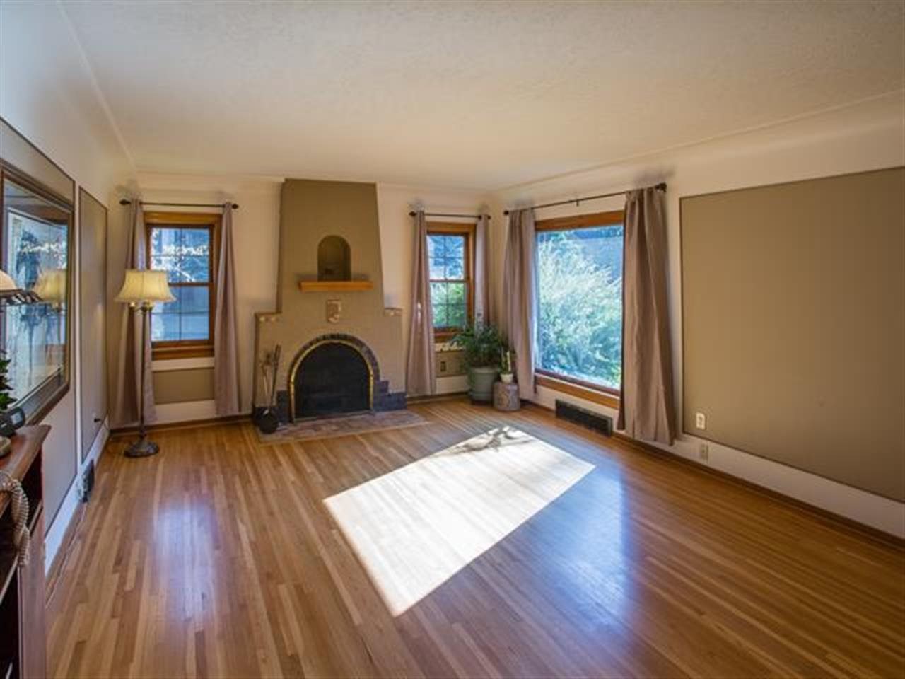 1718 S Lincoln St - Photo 4