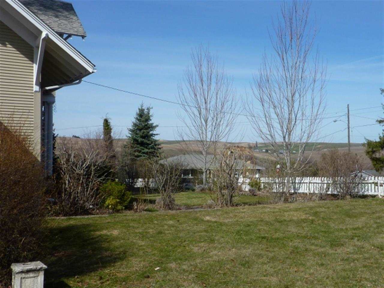 404 E E St - Photo 12