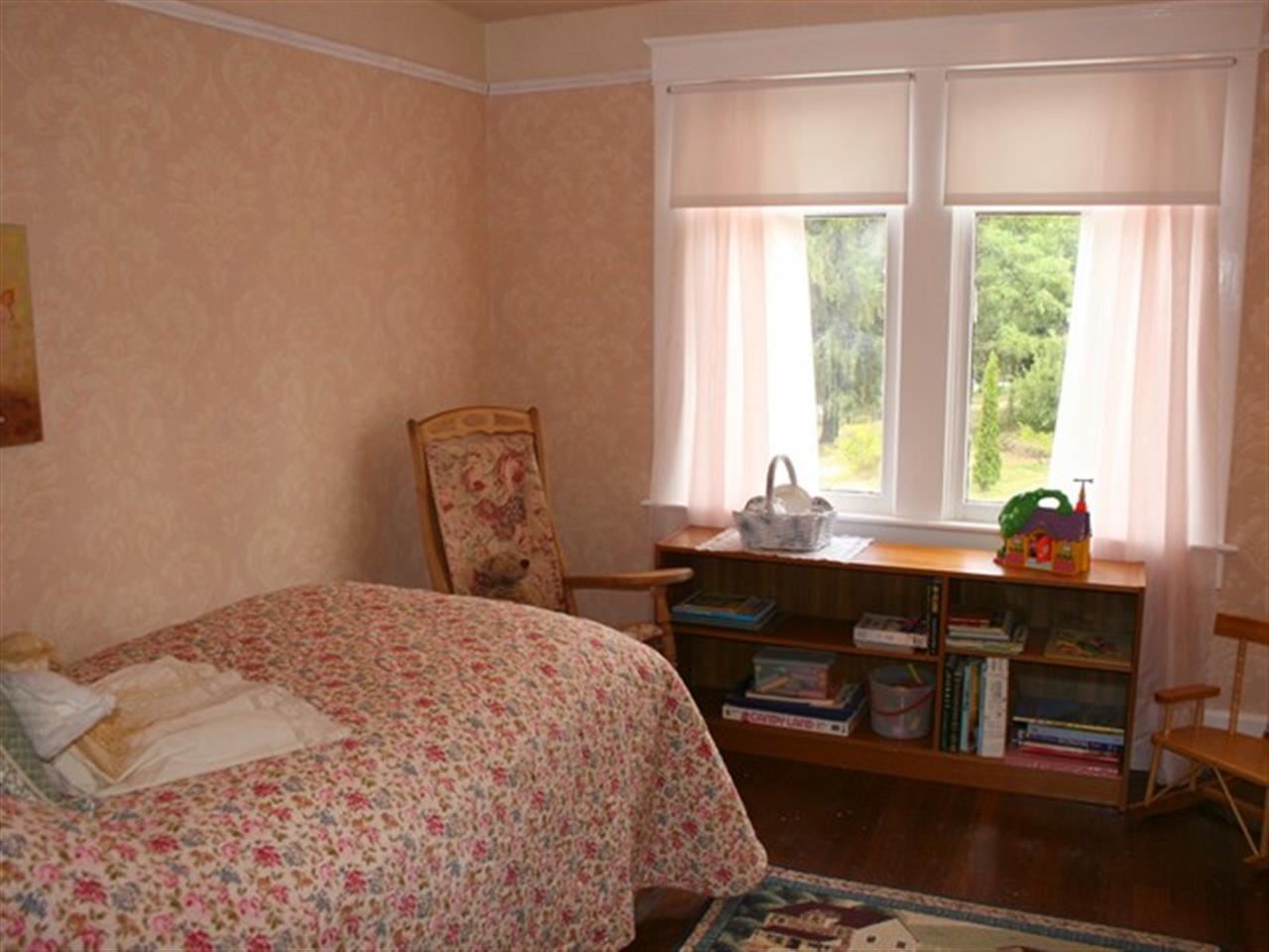 404 E E St - Photo 8