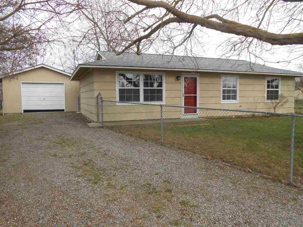 921 S Best Rd - Photo 1