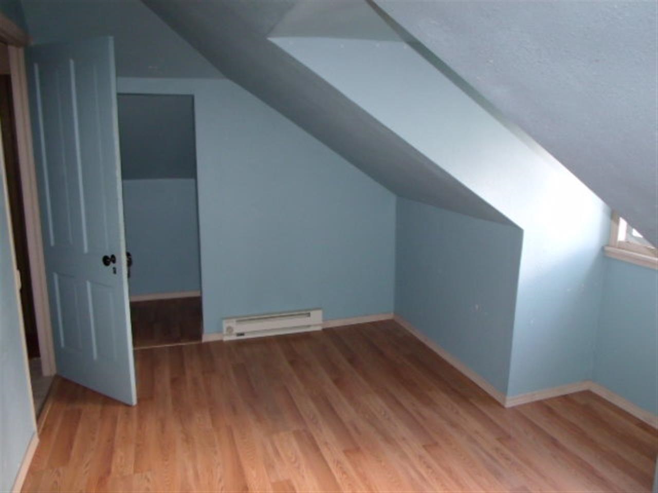 327 S Crosby St. - Photo 9