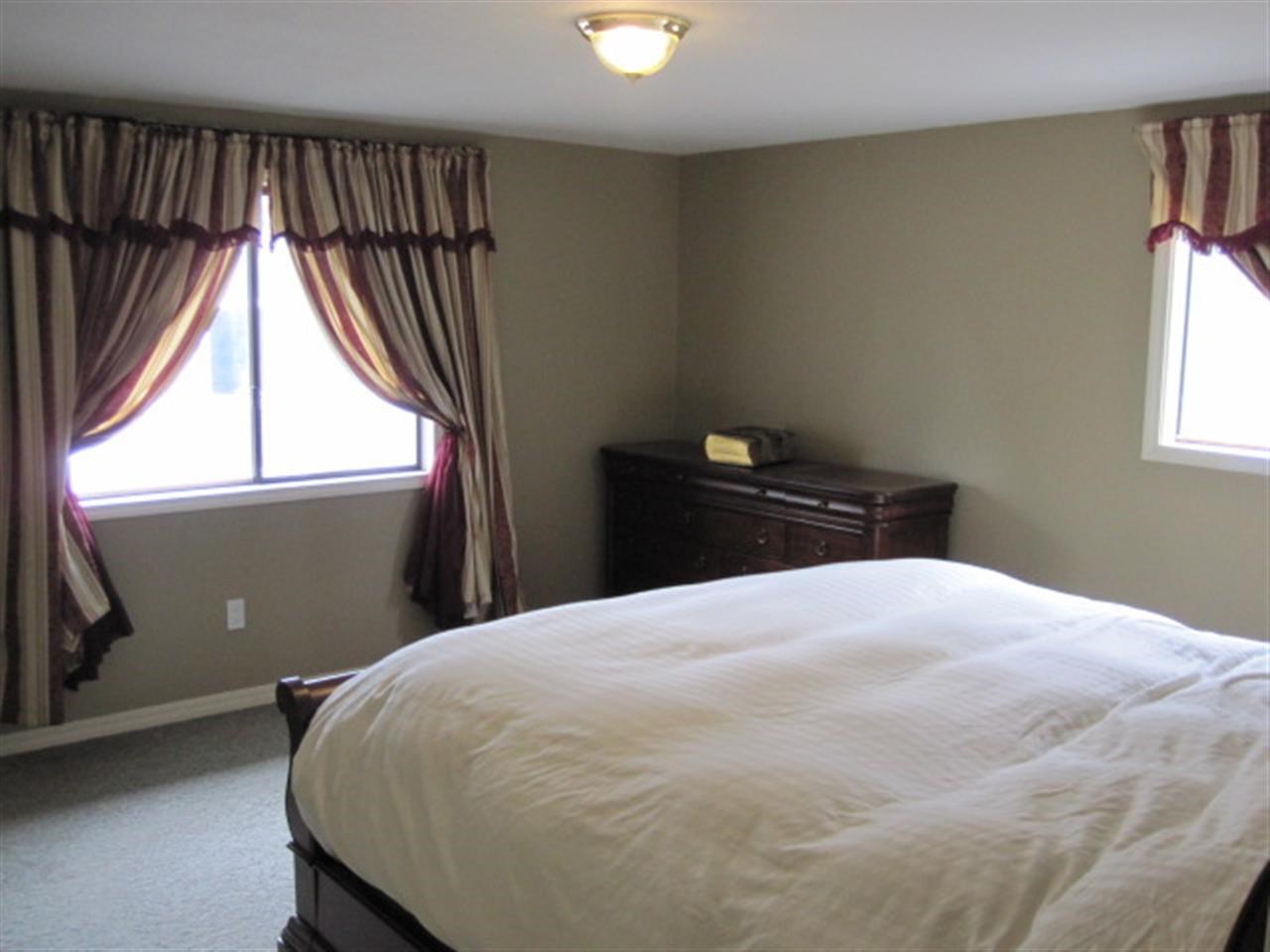 10811 E 29th Ave - Photo 11