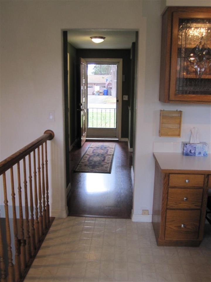10811 E 29th Ave - Photo 10