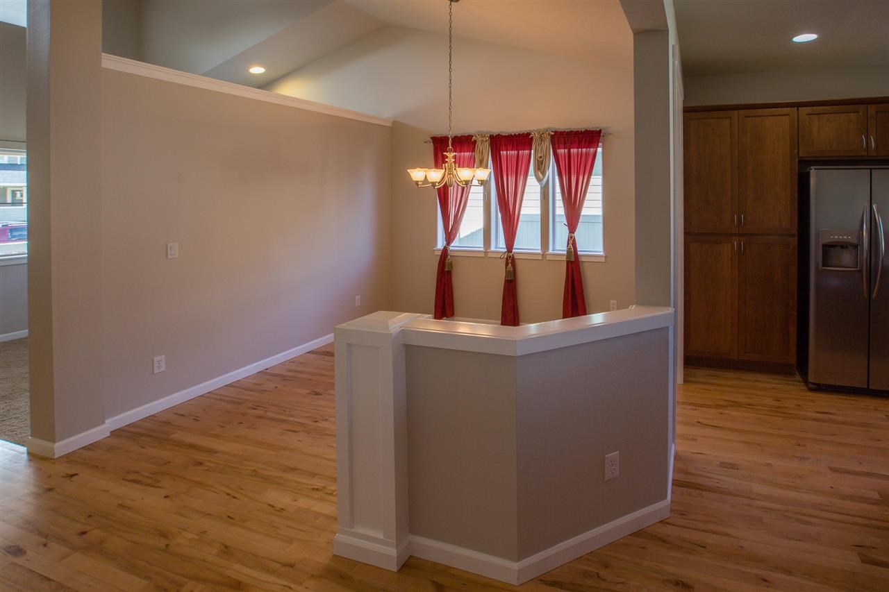 1700 N Winchester Ct - Photo 8