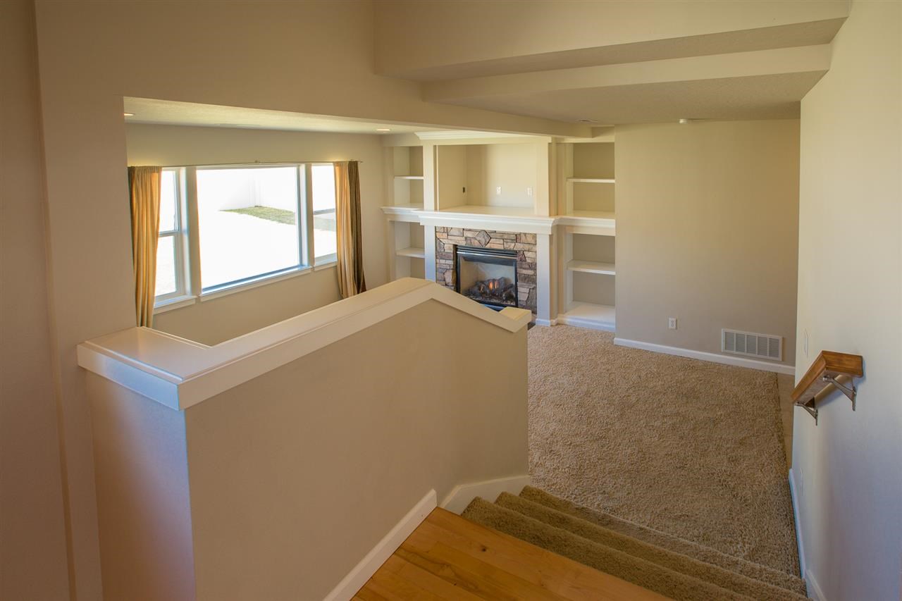 1700 N Winchester Ct - Photo 10