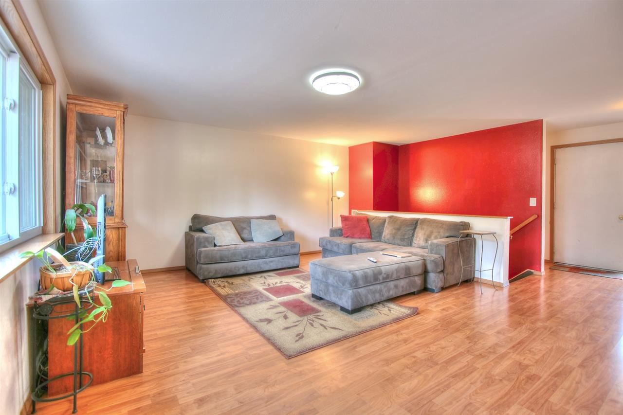 12918 W Meadowview Ln - Photo 3