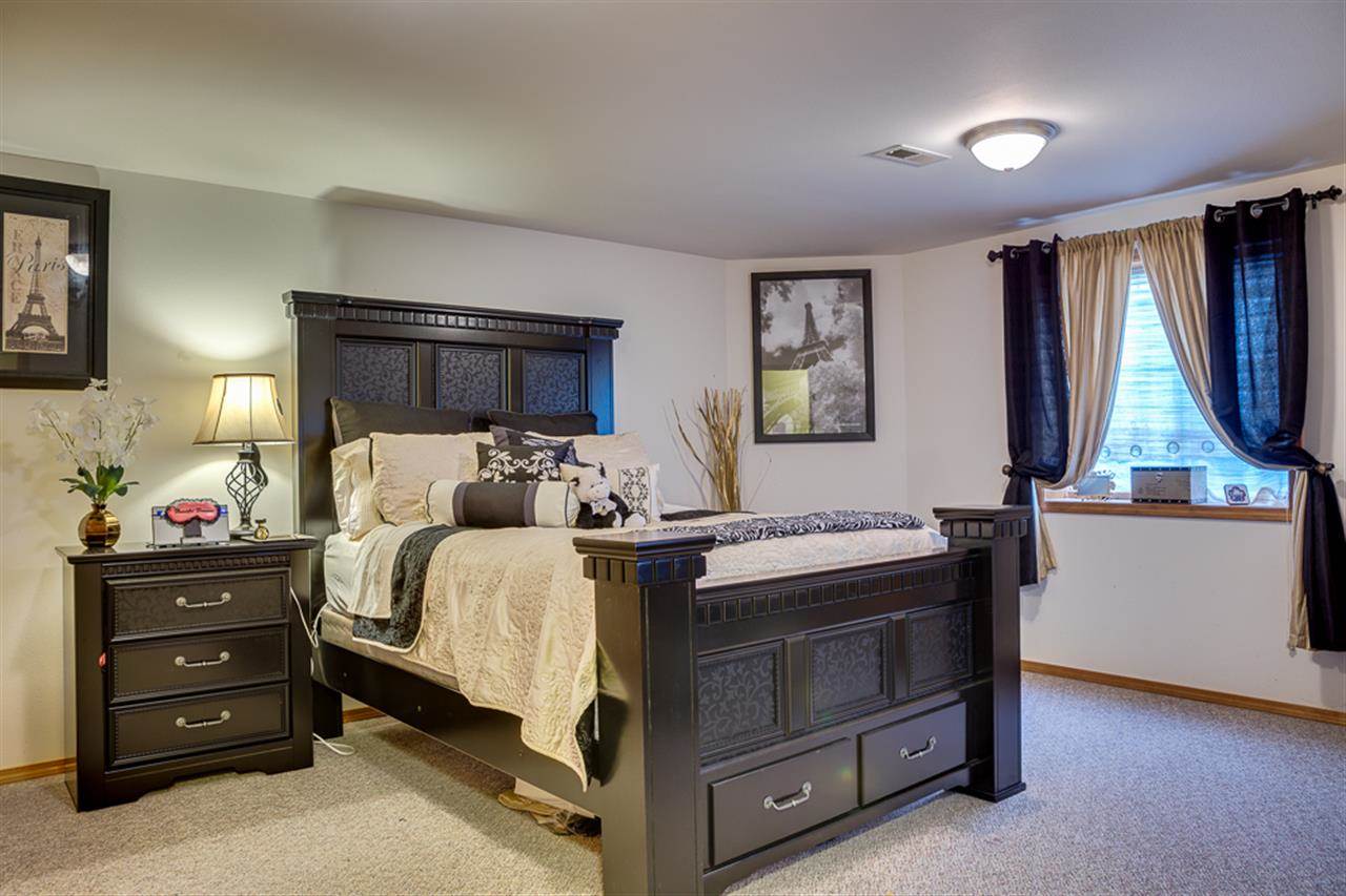 4729 E Woodglen Rd - Photo 12