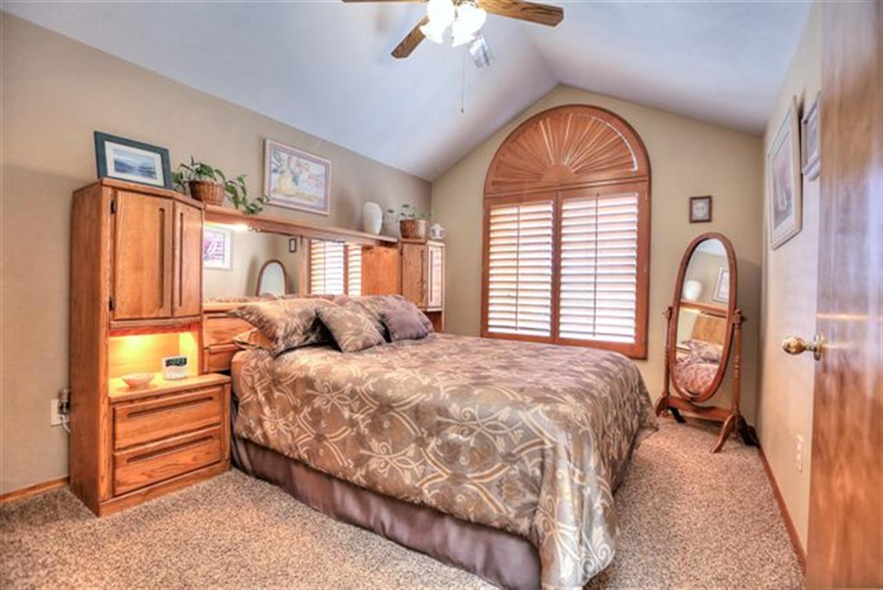 10807 N Klickitat Ct - Photo 11
