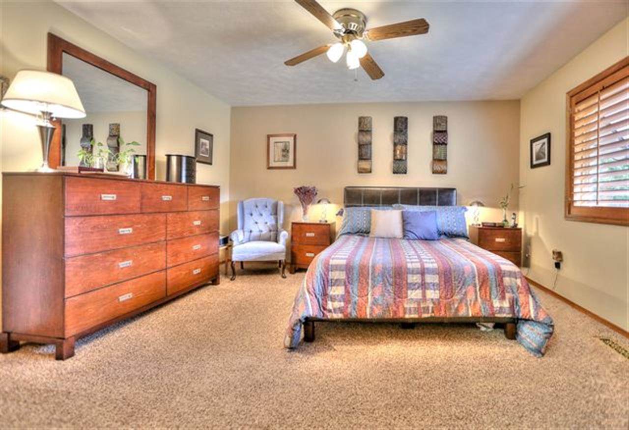 10807 N Klickitat Ct - Photo 9