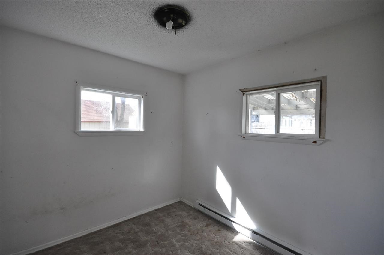 4717 N SMITH St - Photo 8