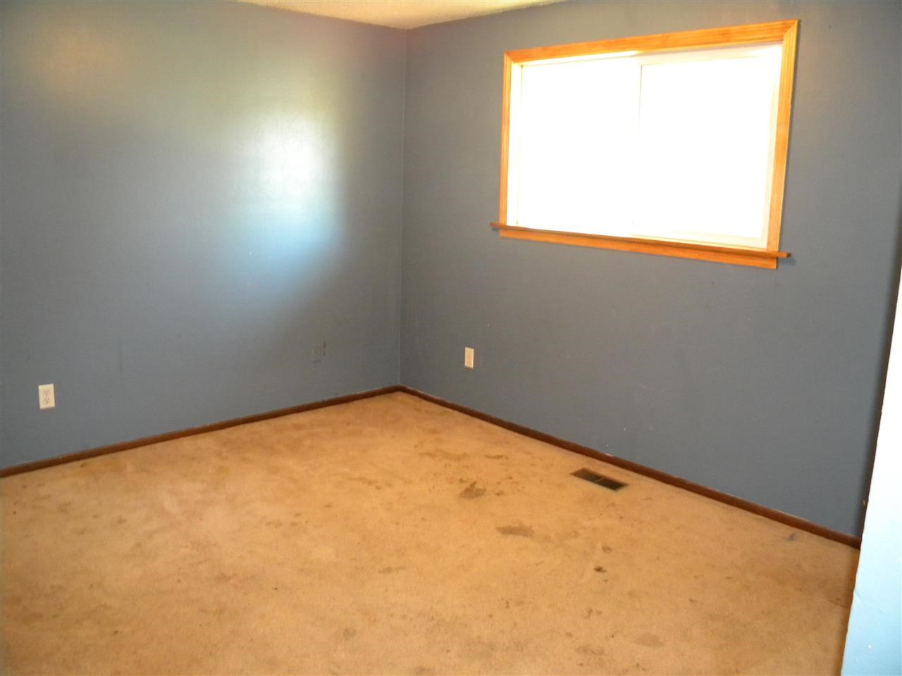 10720 E Grace Ave - Photo 8