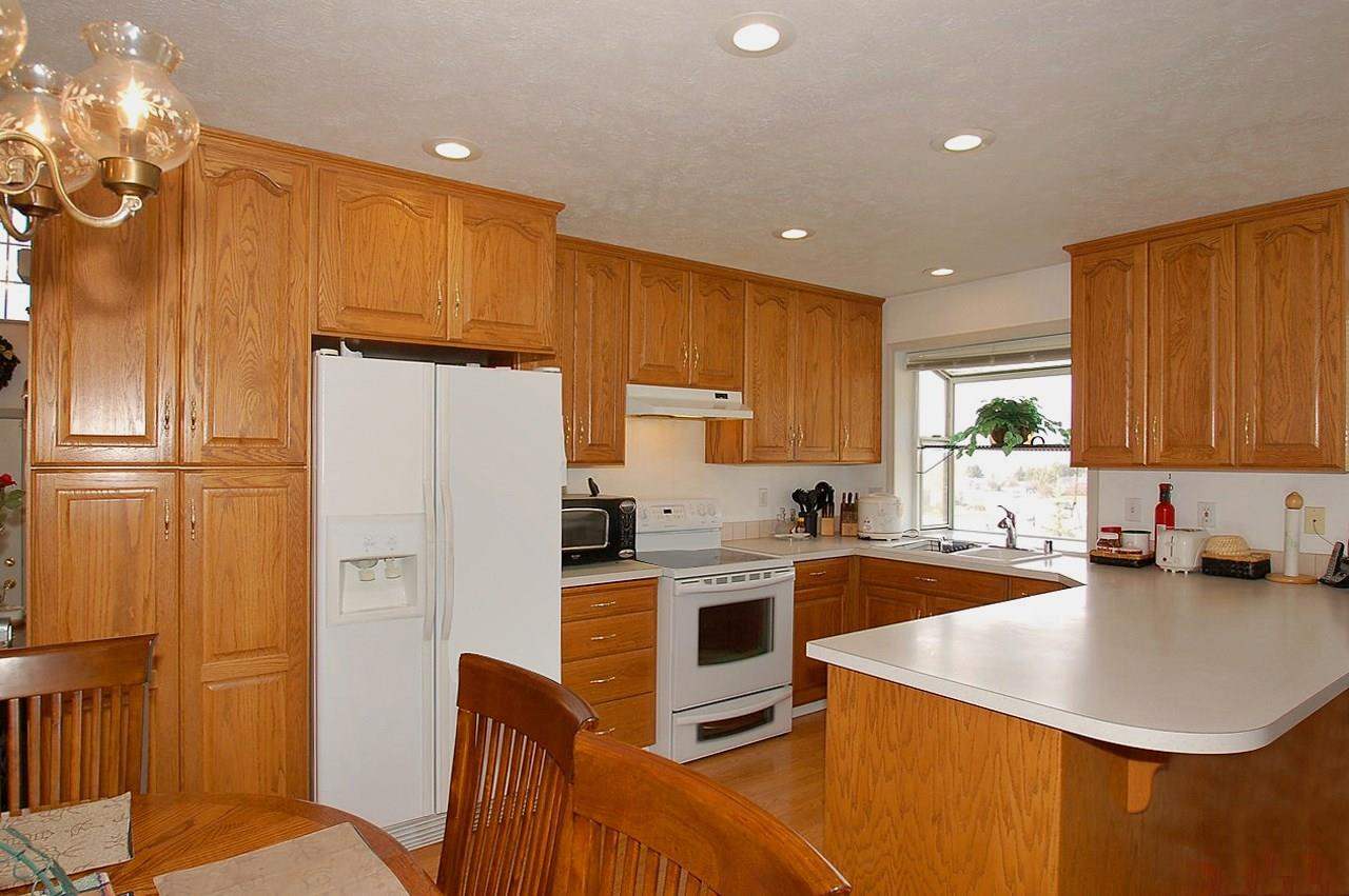 8109 S West Terrace Dr - Photo 6