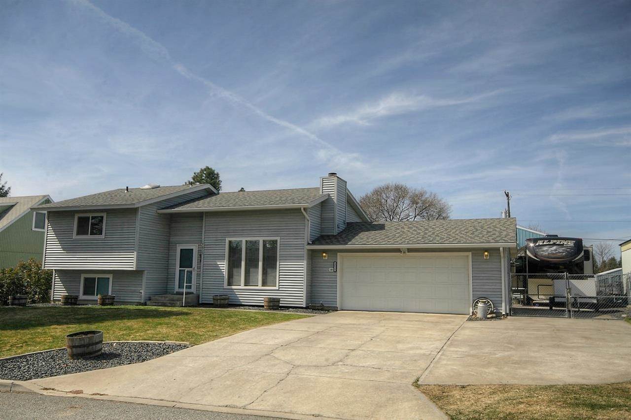 4615 N Larch - Photo 3