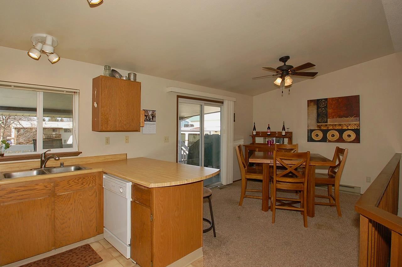4615 N Larch - Photo 8