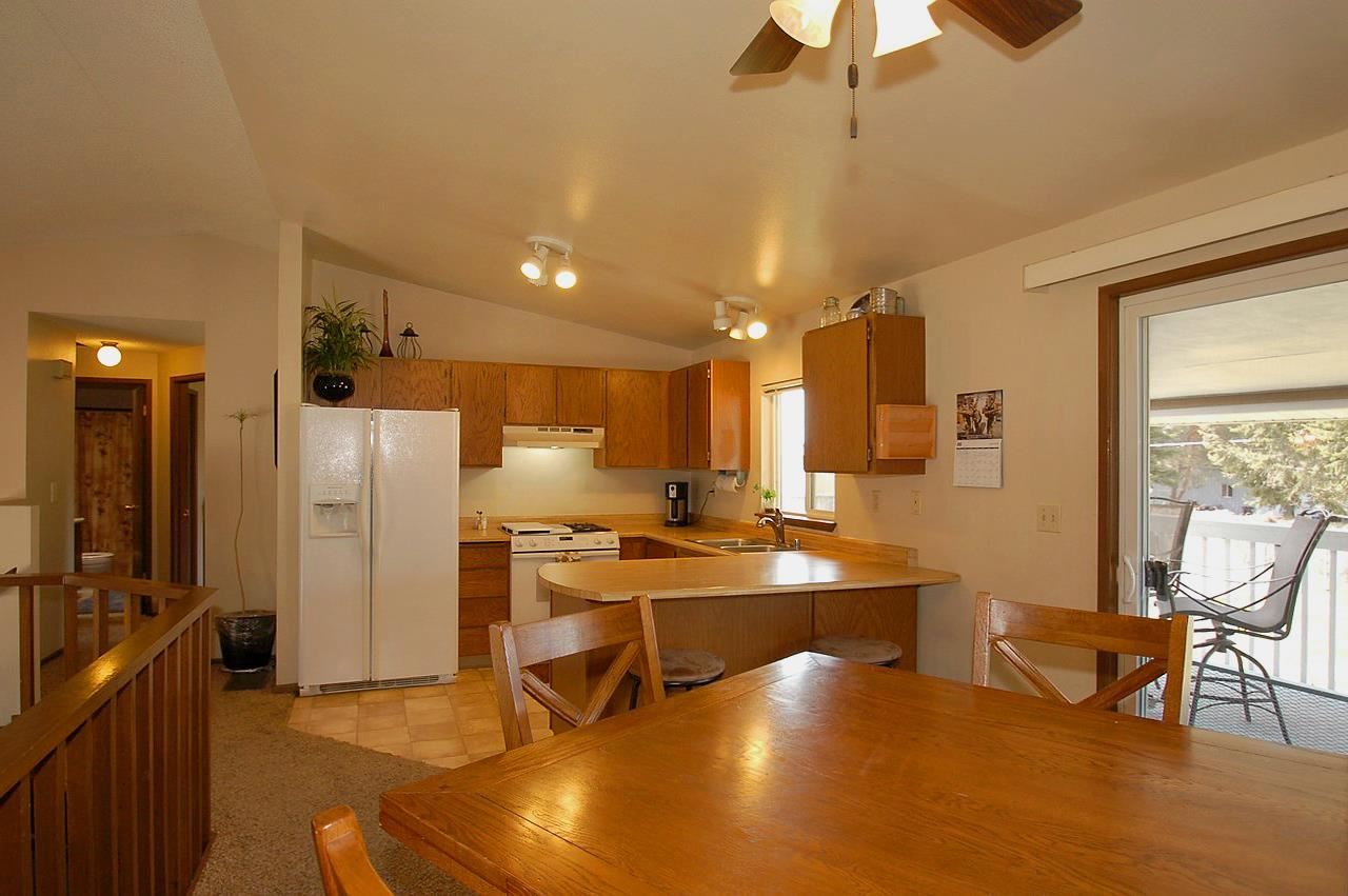 4615 N Larch - Photo 9