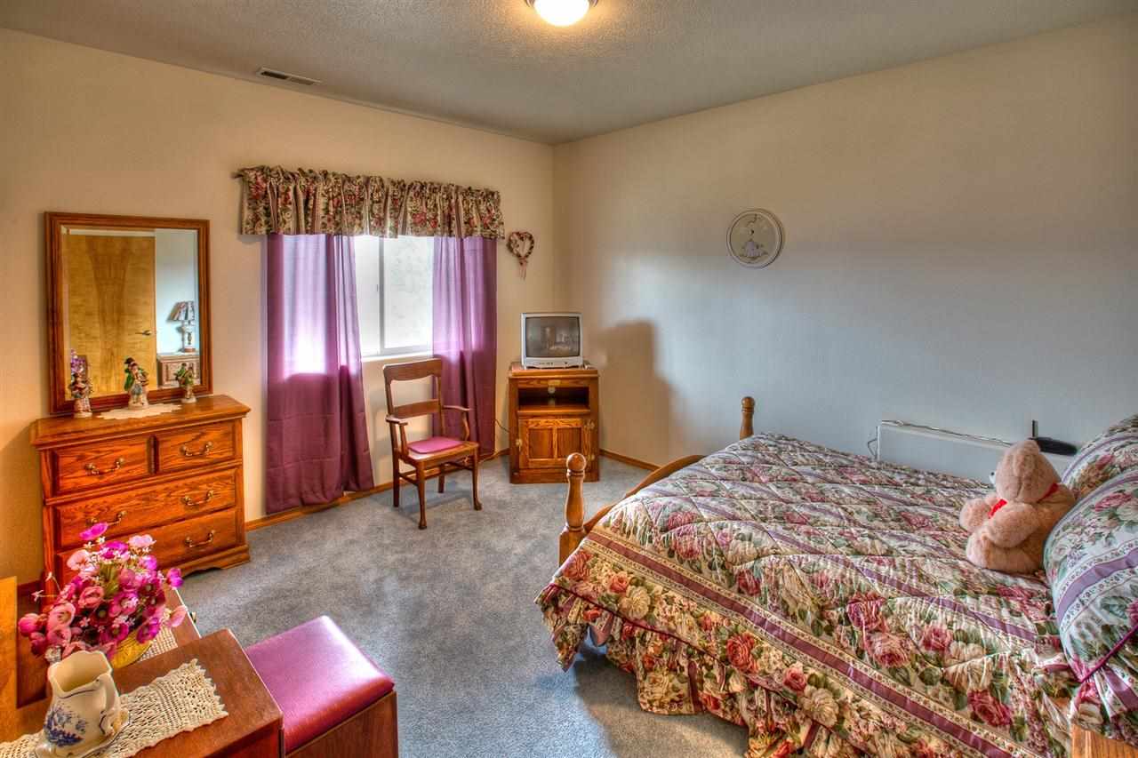 18814 E Monte Vista Ct - Photo 15