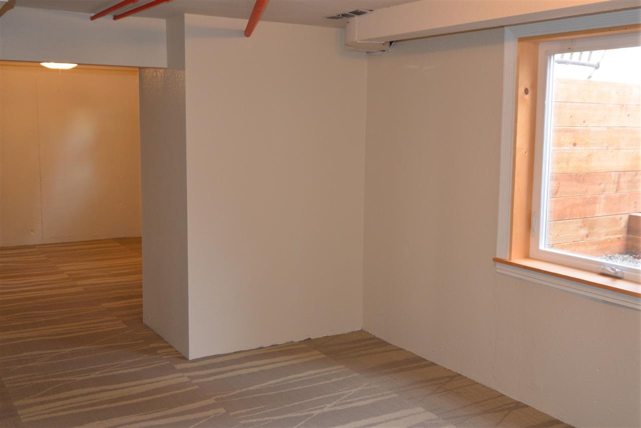 1419 E Thurston Ave - Photo 8