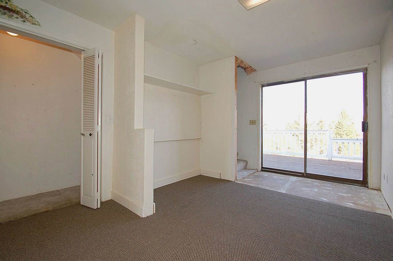 18303 E Riverway - Photo 11