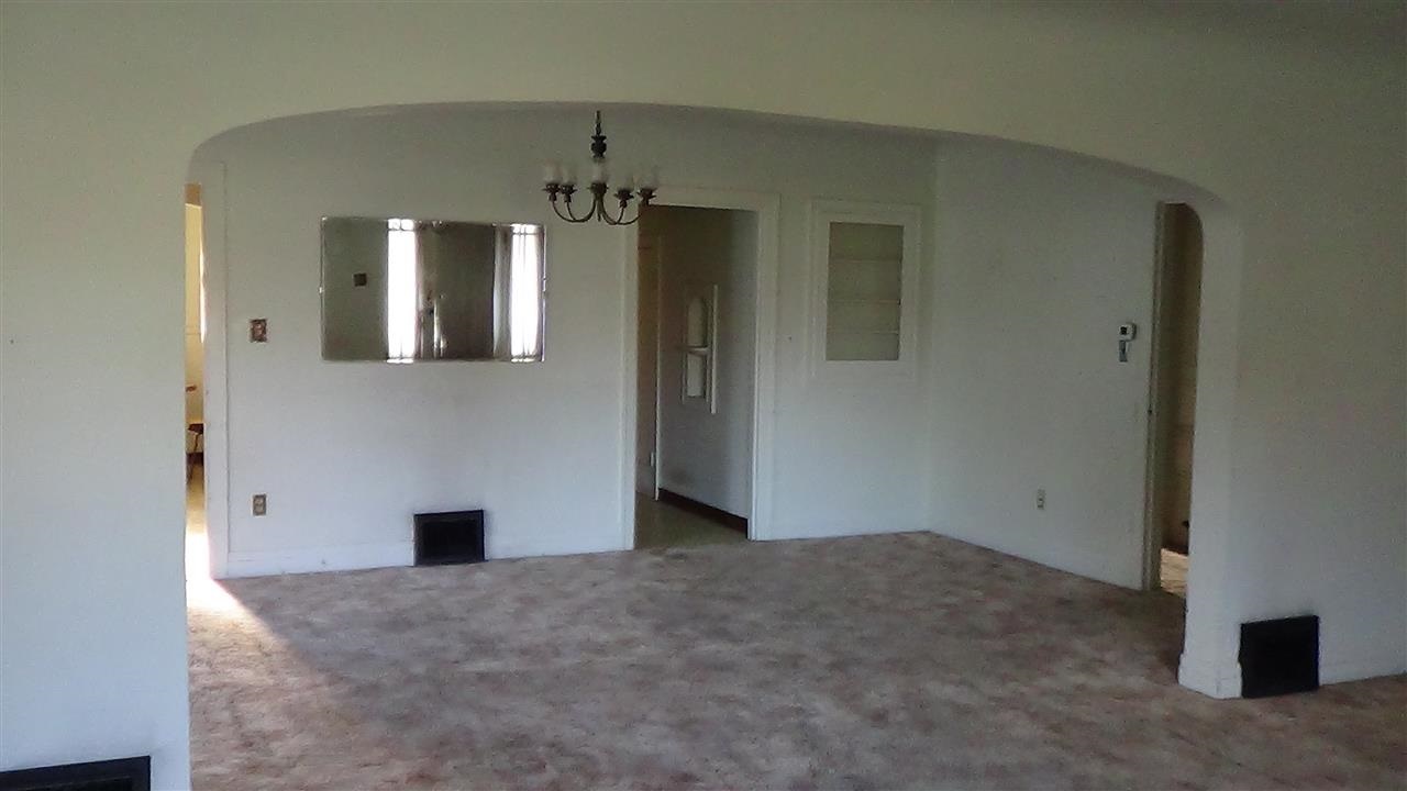 4311 N Lincoln St - Photo 4
