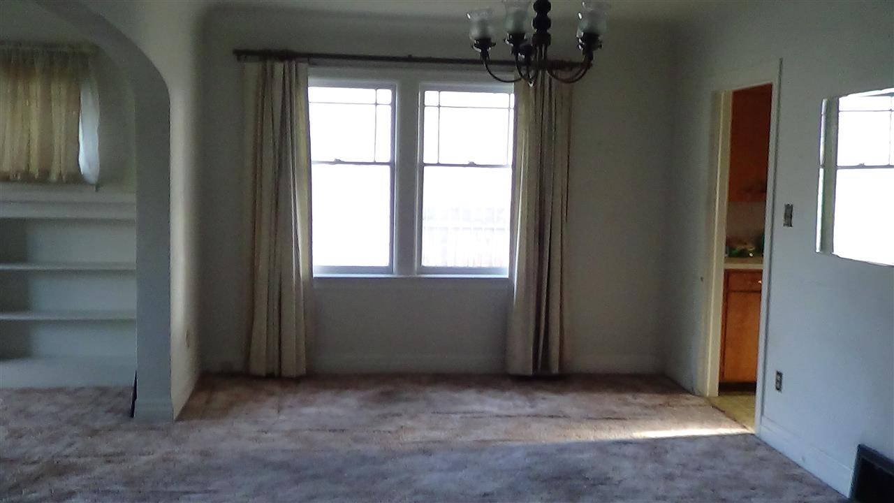 4311 N Lincoln St - Photo 5