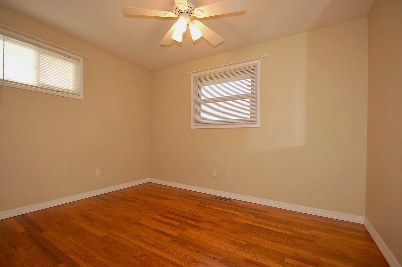 424 E Cozza Dr - Photo 12