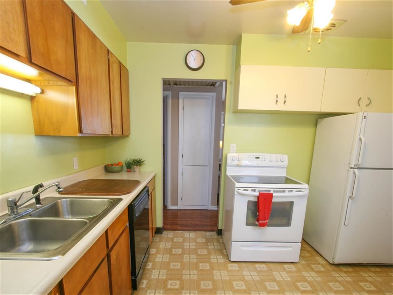5731 N E St - Photo 6