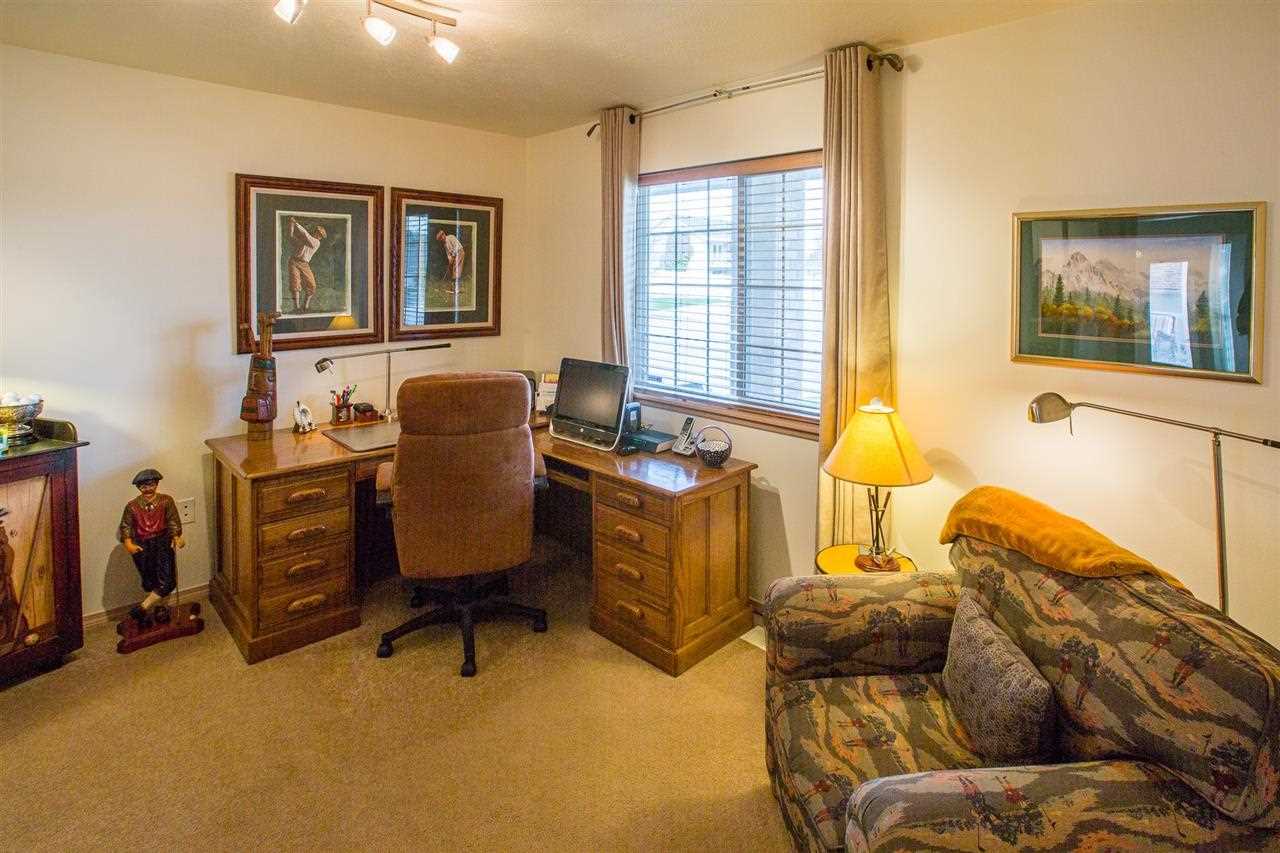15806 E 17th - Photo 9