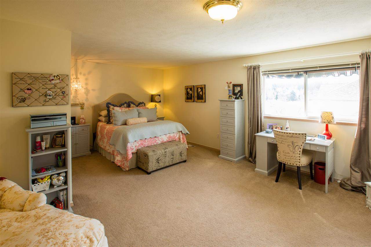 15806 E 17th - Photo 10