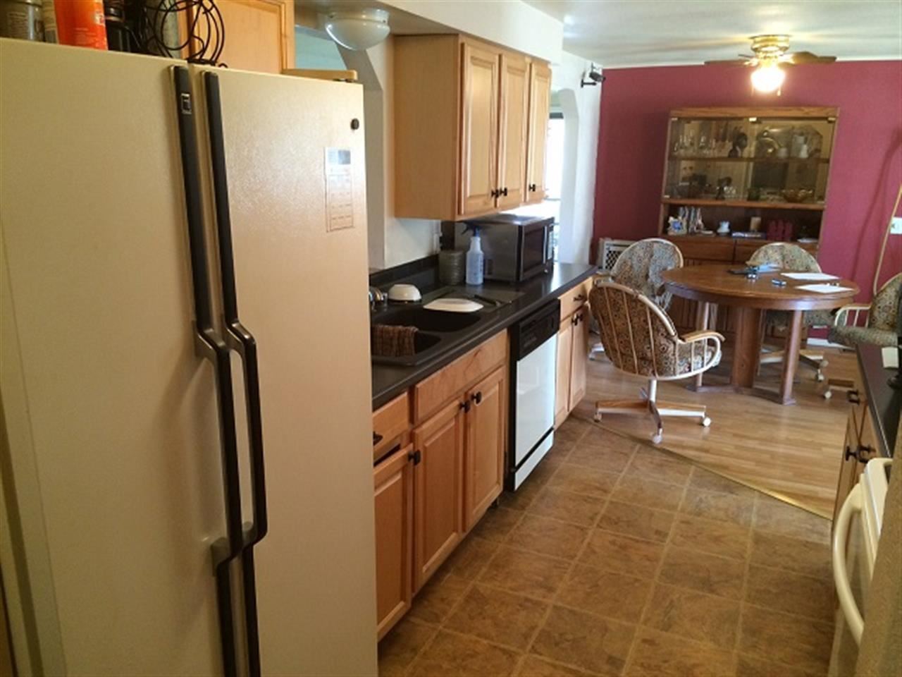 18111 E Riverway Ave - Photo 5