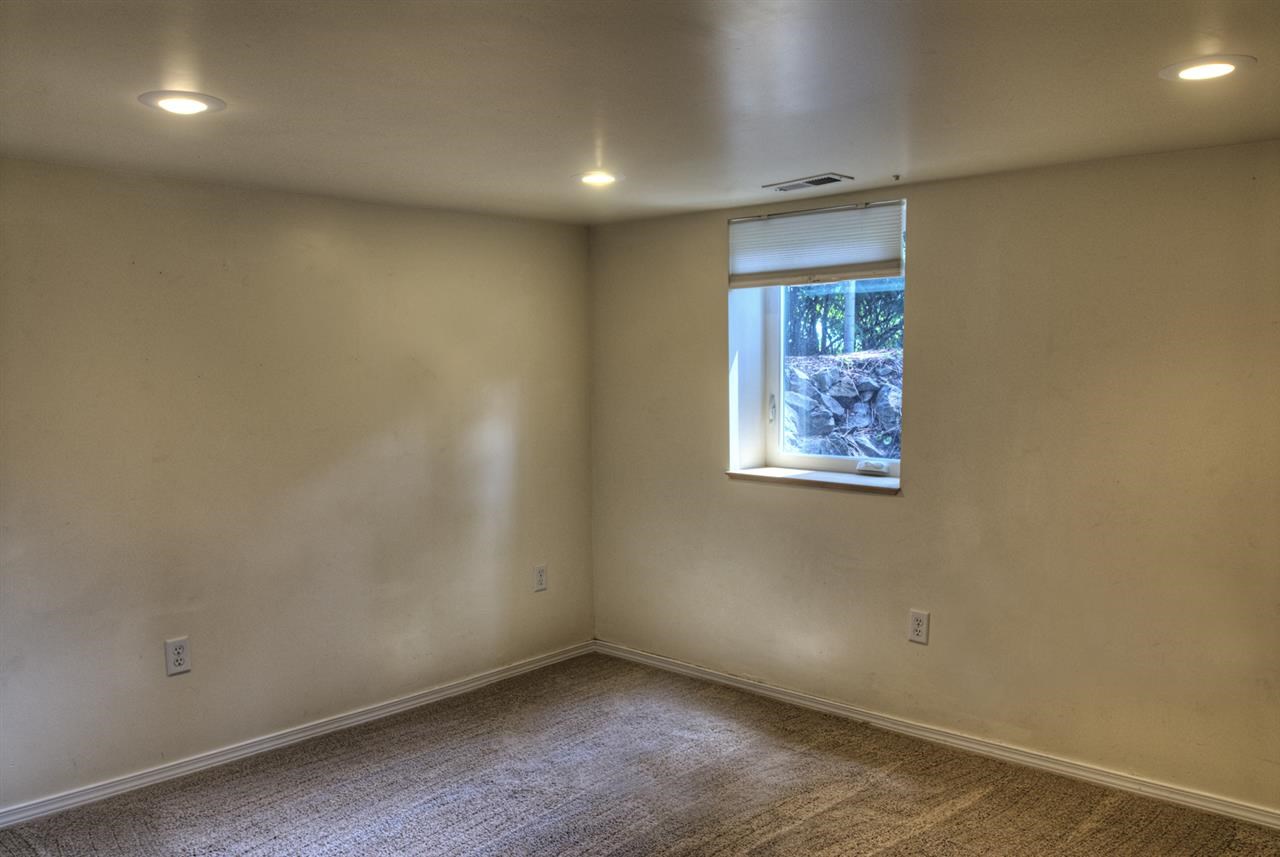 27 E 31st Ave - Photo 8