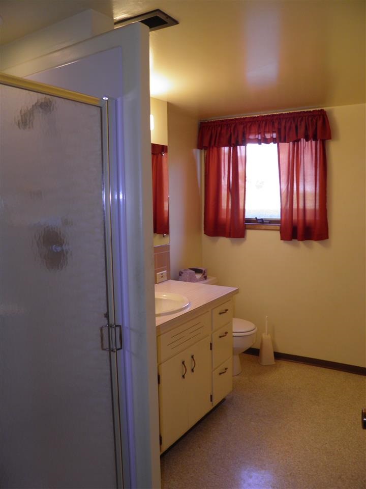 2621 E 38th Ave - Photo 12