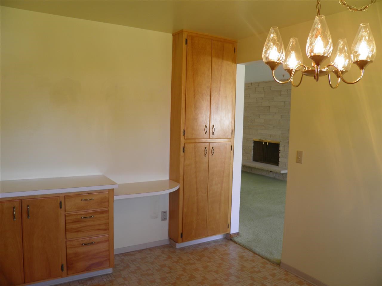 2621 E 38th Ave - Photo 4