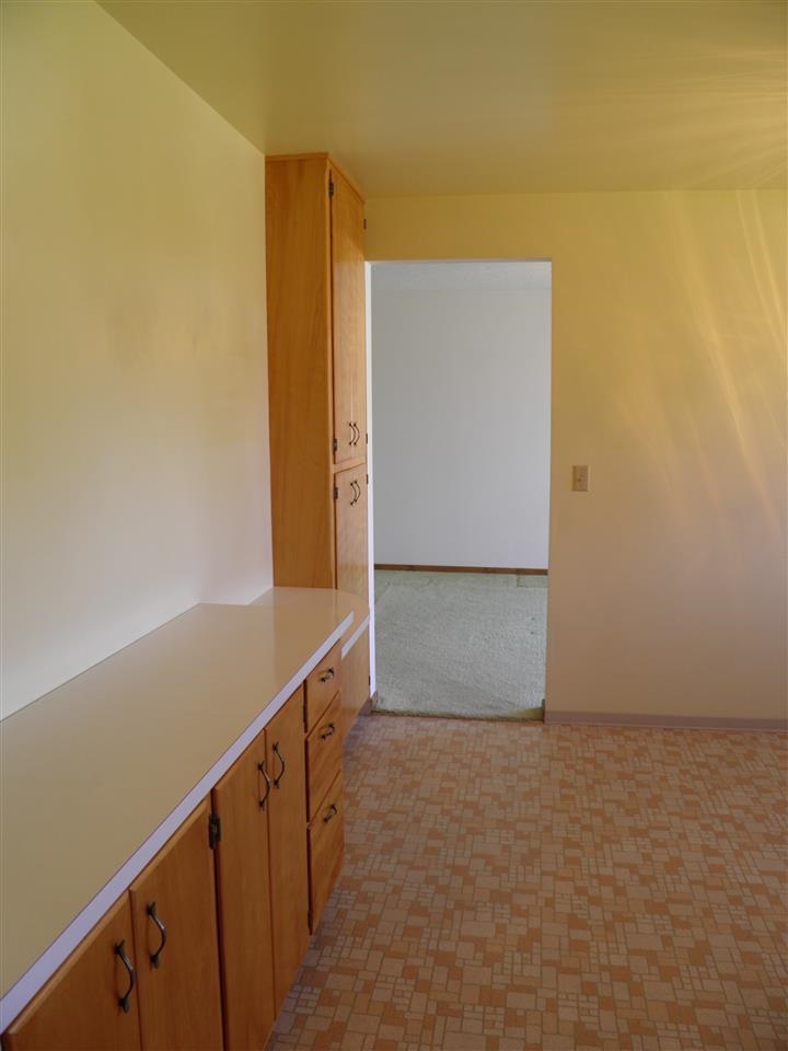 2621 E 38th Ave - Photo 10