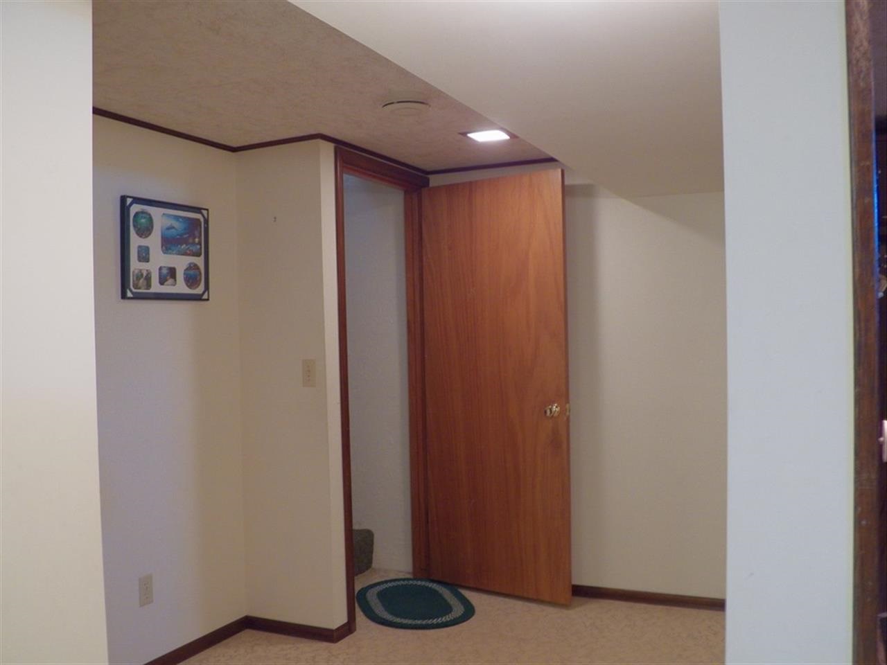 813 W Avon Ave - Photo 11