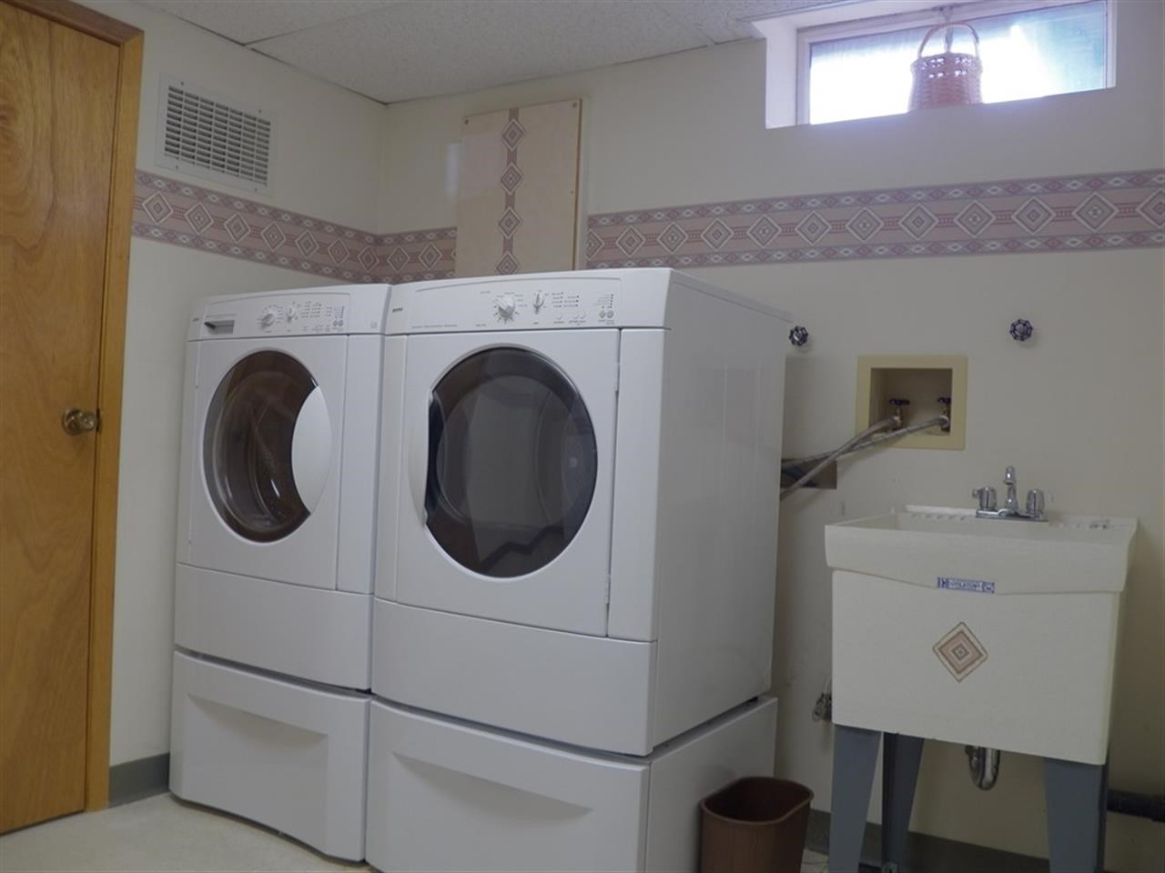 813 W Avon Ave - Photo 16