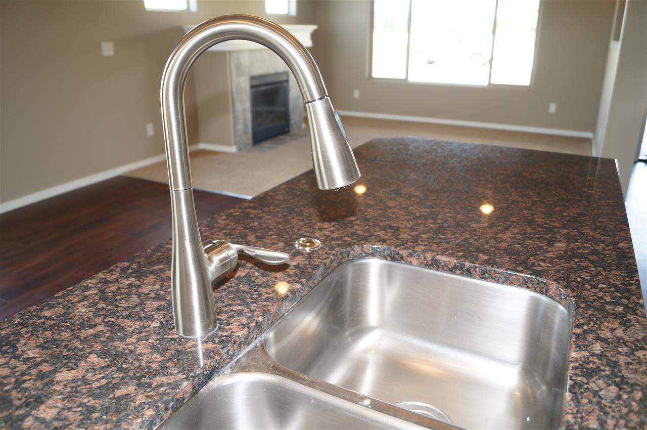 20074 E Glenbrook Ave - Photo 6